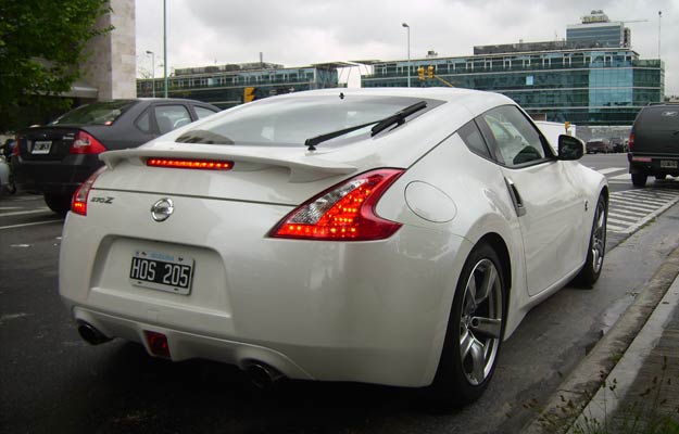 Ficha tecnica nissan 370z automatico #2