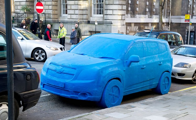 Chevrolet Orlando hecho de Play-Doh aparece en Londres Chevrolet Orlando hecho de Play-Doh aparece en Londres