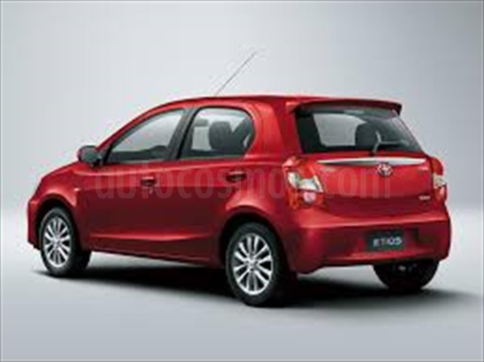 Venta autos usado - Tucuman - Toyota Etios Hatchback XLS Venta autos usado - Tucuman - Toyota Etios Hatchback XLS