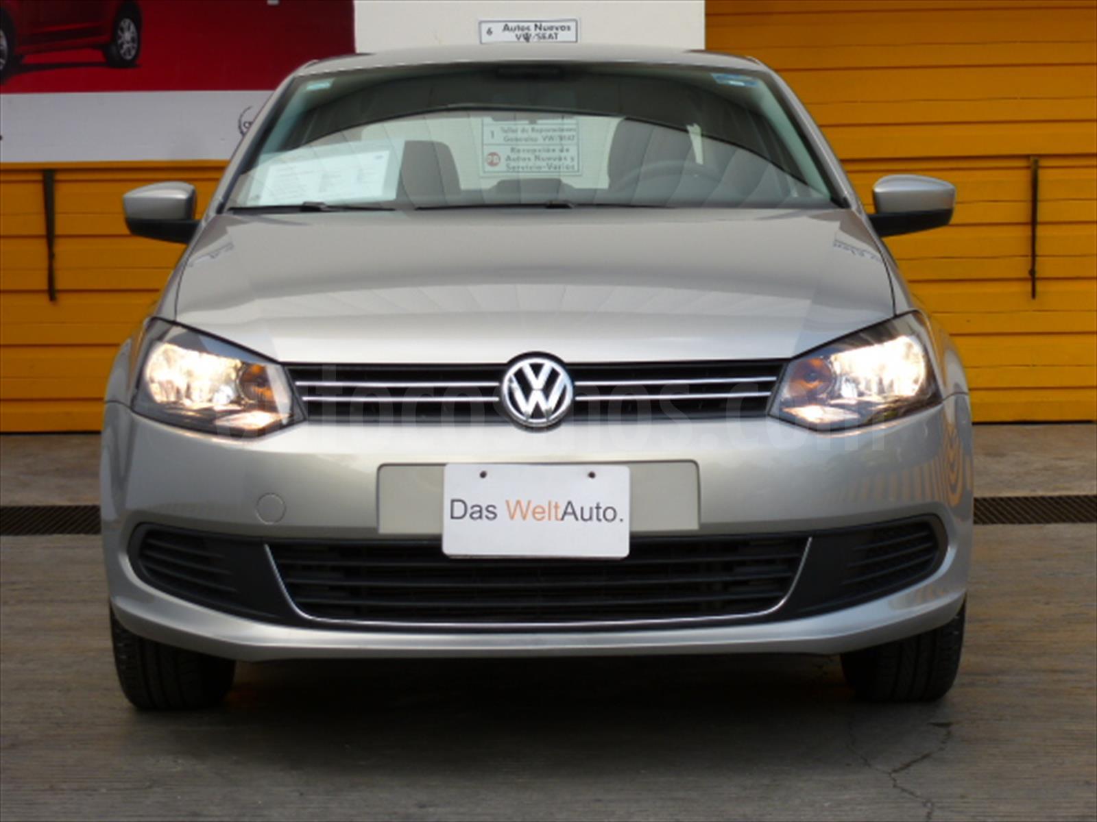 venta Auto Usado Volkswagen Vento Active (2015) color Beige precio $179,000
