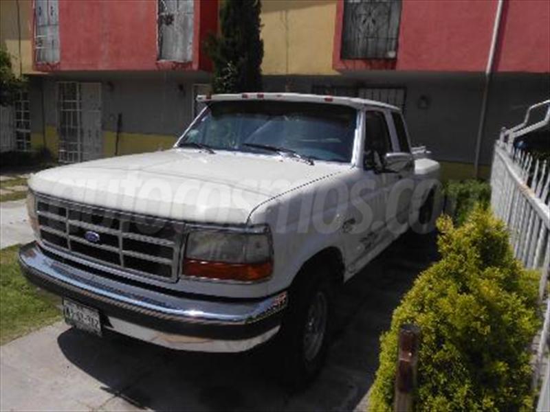 Ford f150 6 cilindros doble cabina #8