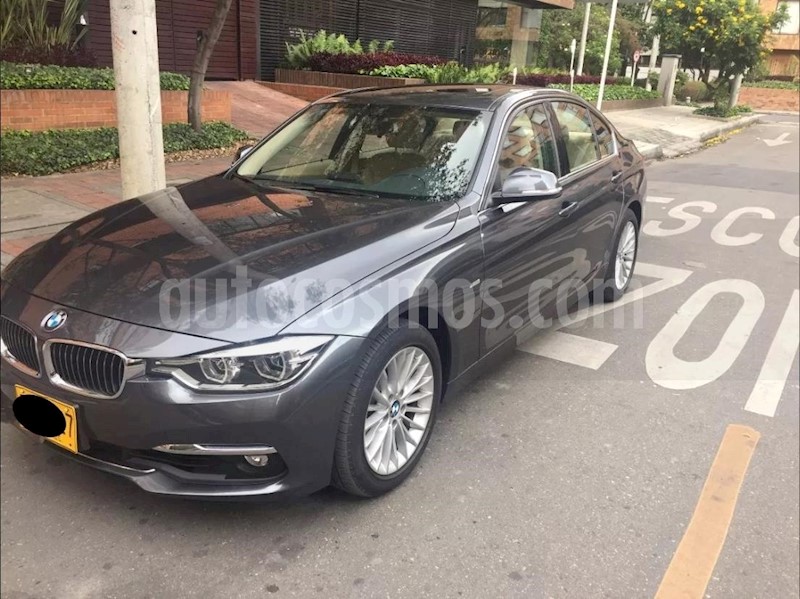 foto BMW Serie 3 320i usado