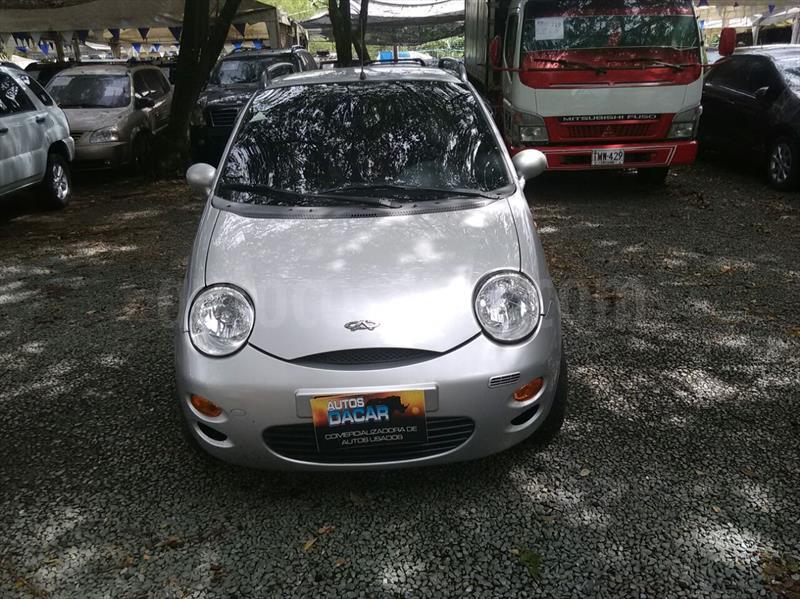 foto Chery QQ 3 ST usado (2014) color Plata precio $15.000.000