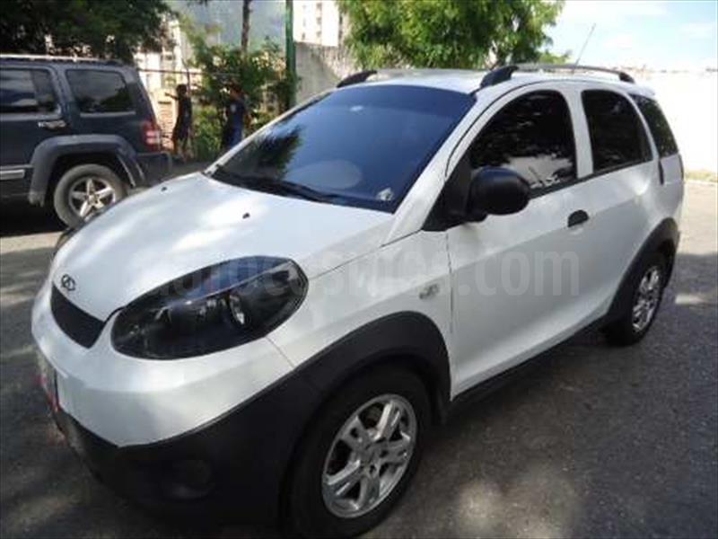 foto Chery X1 1.3L usado