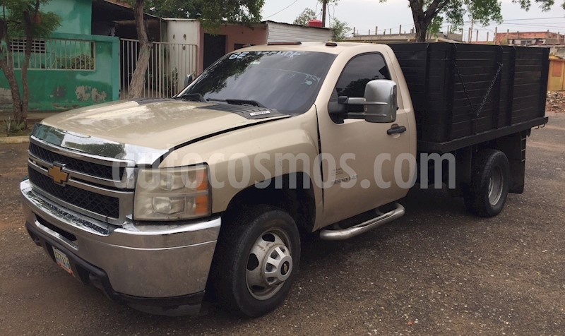 foto Chevrolet C 3500 chasis con platabandas usado