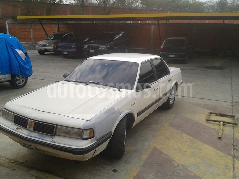 foto Chevrolet Century DLX V6 3.3i 12V usado