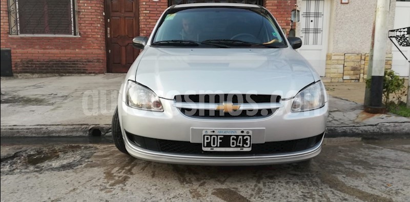 foto Chevrolet Classic 4P LS Usado