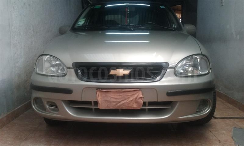 foto Chevrolet Classic 4P LT usado