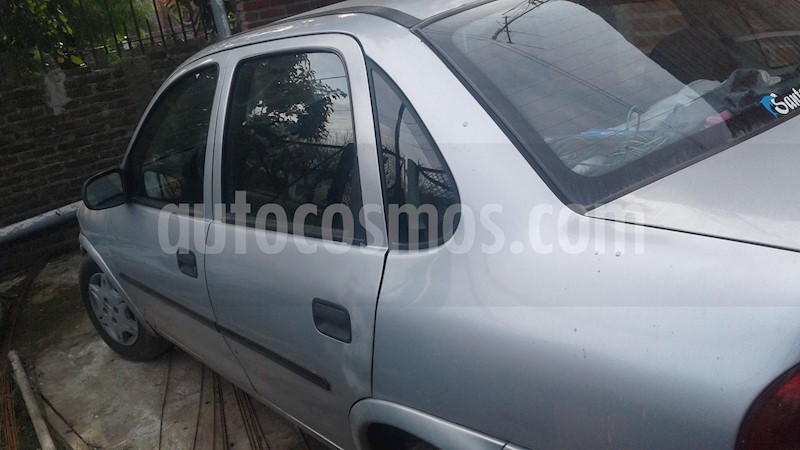 foto Chevrolet Corsa Classic 4P 1.6 Super usado