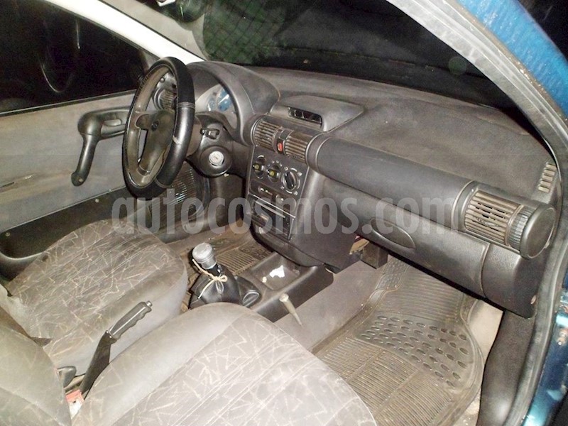 foto Chevrolet Corsa 4 Puertas Sinc. A-A usado
