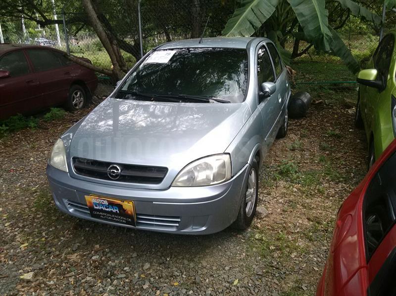 foto Chevrolet Corsa Evolution 1.4 A.A usado (2005) precio $15.500.000