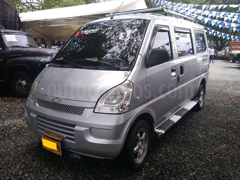 foto Chevrolet N300 Pasajeros 1.2L usado (2015) color Plata precio $35.000.000