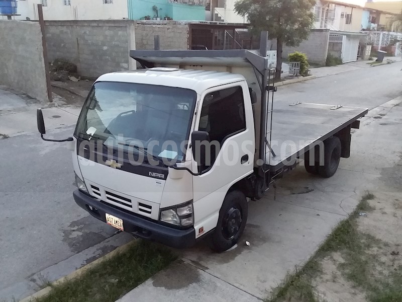 foto Chevrolet NPR Chasis Cabina usado