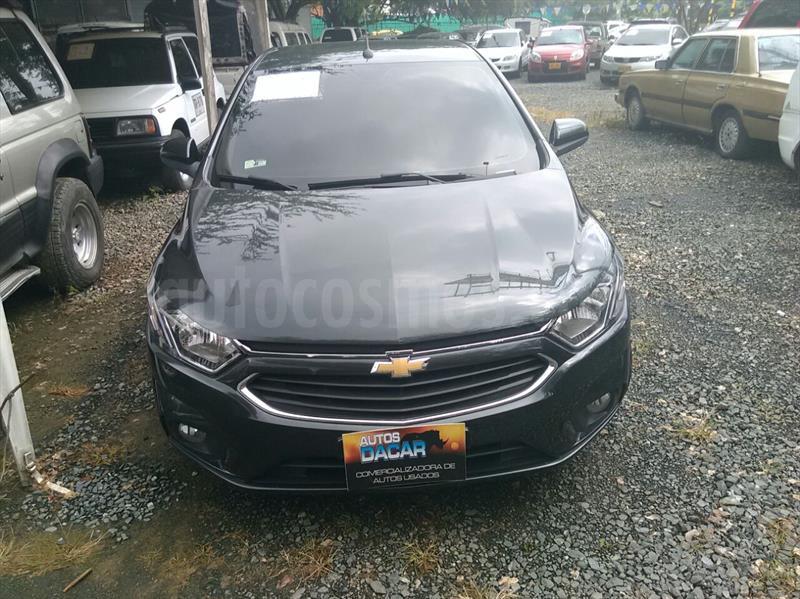foto Chevrolet Onix 1.4 LTZ Aut usado (2017) color Gris precio $45.000.000