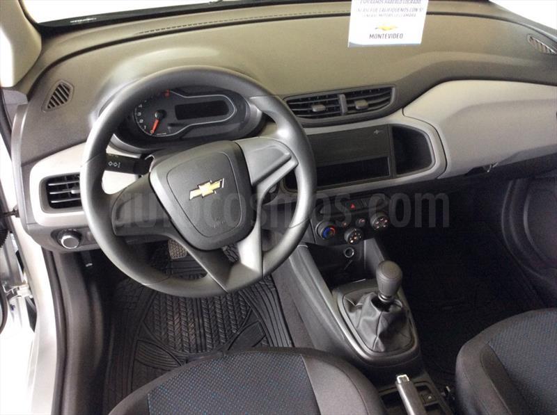 foto Chevrolet Onix LS Joy nuevo