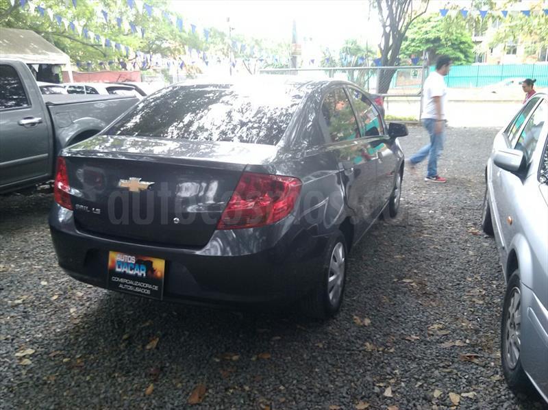 foto Chevrolet Sail LS usado (2016) color Gris precio $28.500.000