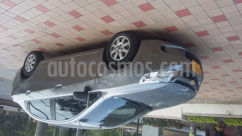 foto Chevrolet Sail LT usado