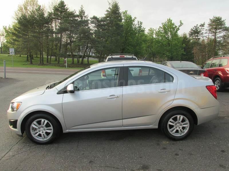 foto Chevrolet Sonic LT usado