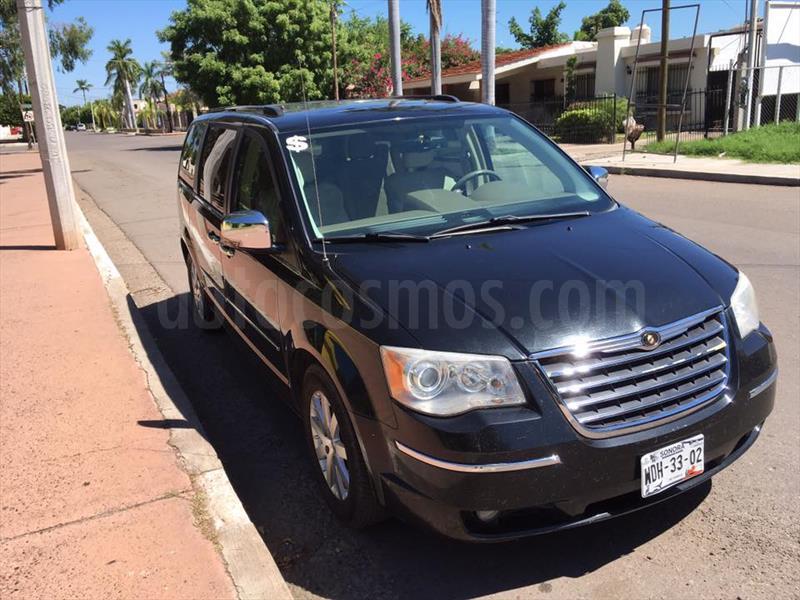 foto Chrysler Town and Country Limited 4.0L usado