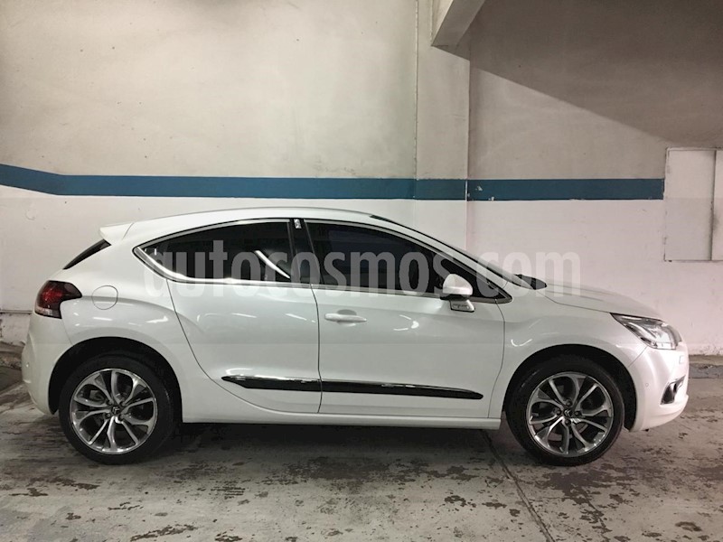 foto Citroen DS4 Turbo usado