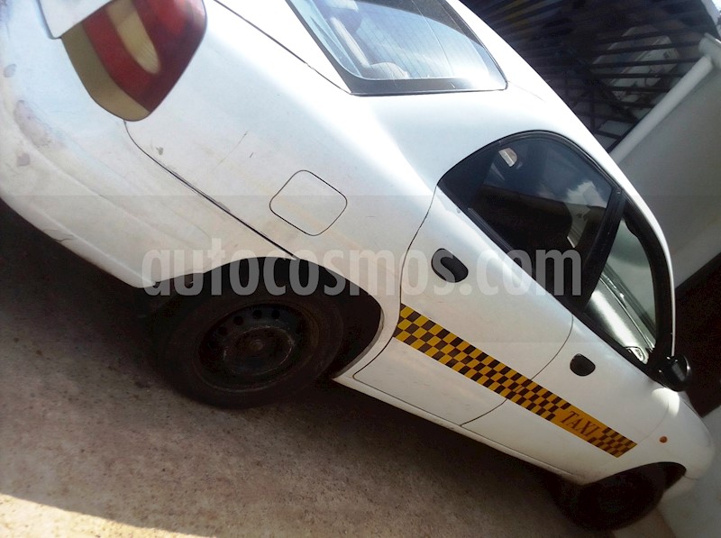 foto Daewoo Nubira S TaxiL4 1.6i 16V Usado
