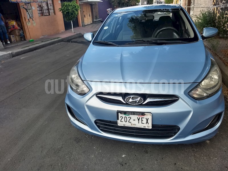 foto Dodge Attitude GLS 1.6L usado