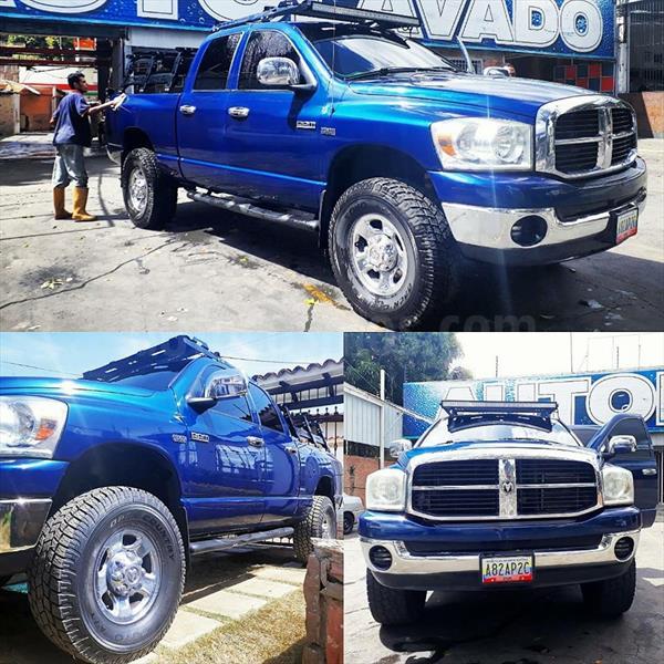 foto Dodge Ram 2500 Pick Up 4x4 usado