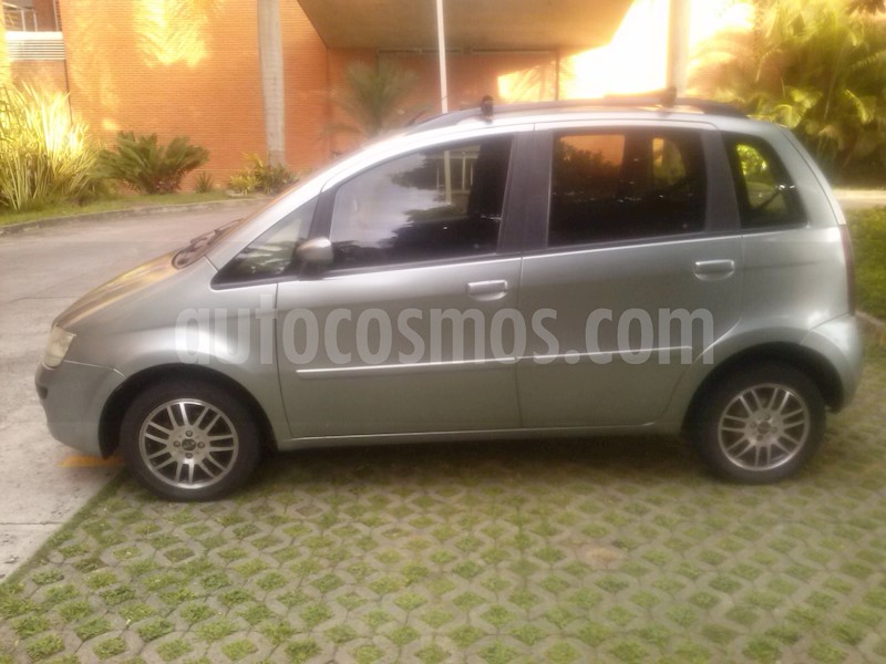 foto Fiat Idea 1.8L usado