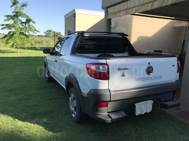 foto Fiat Strada Working 1.4 Cabina Doble 3 Puertas usado