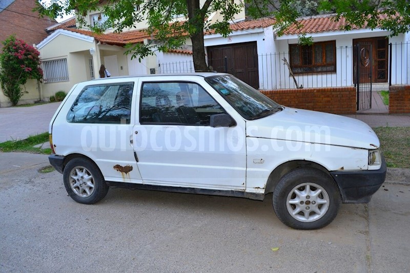 foto Fiat Uno 3P 1.6 CL usado
