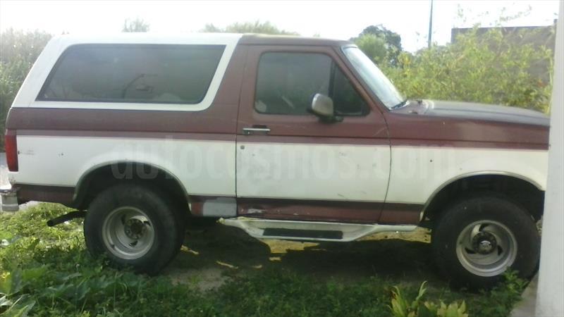 foto Ford Bronco Basica 4x4 V8 5.0i 16V usado