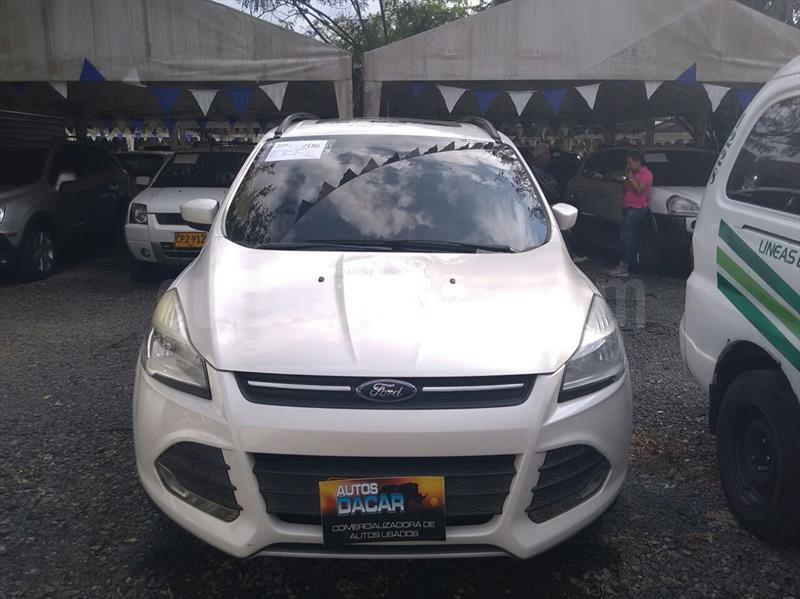 foto Ford Escape 2.0L SE 4x4 usado (2013) color Blanco precio $66.000.000
