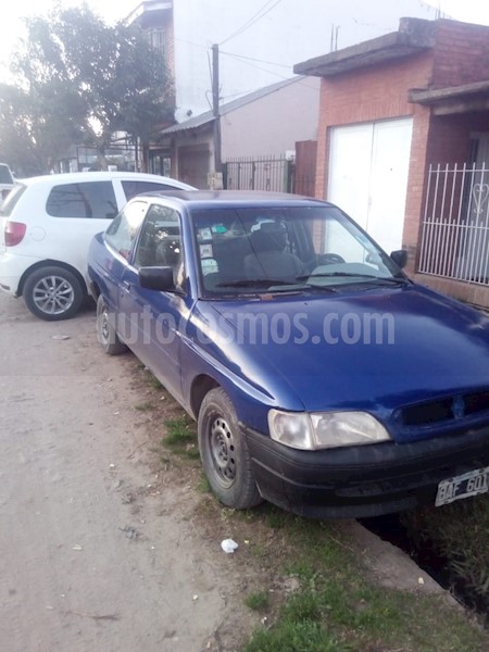 foto Ford Escort 1.9L 4P usado