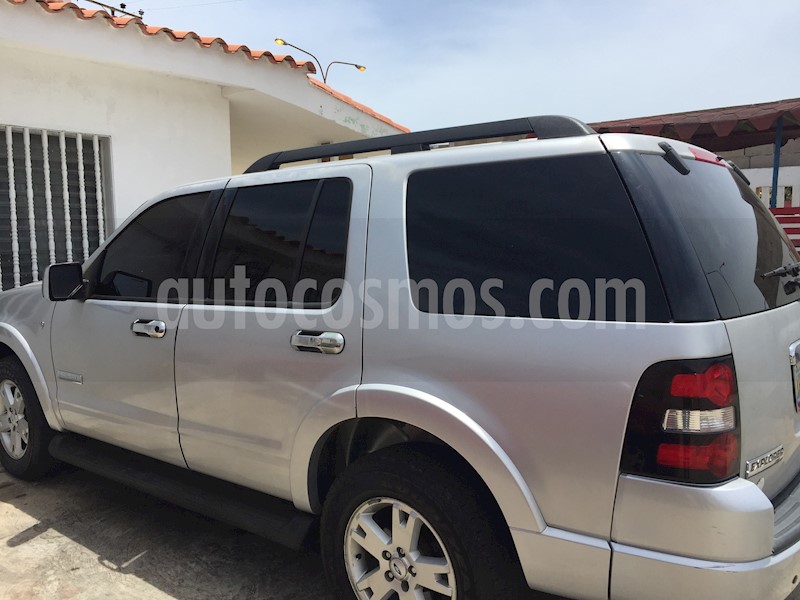 foto Ford Explorer XLT 4 Ptas. 4x4 usado