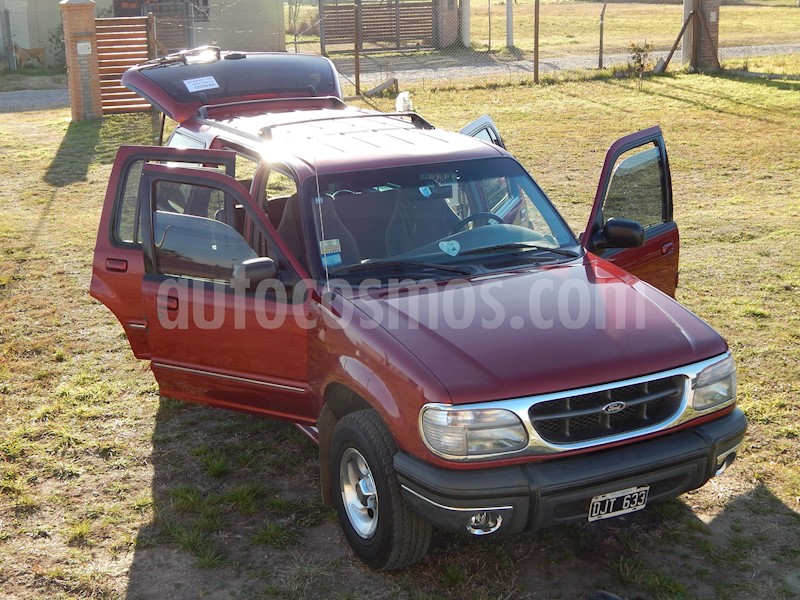 foto Ford Explorer XLT 4x2 usado
