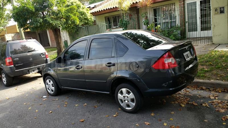 foto Ford Fiesta Max Ambiente Plus usado