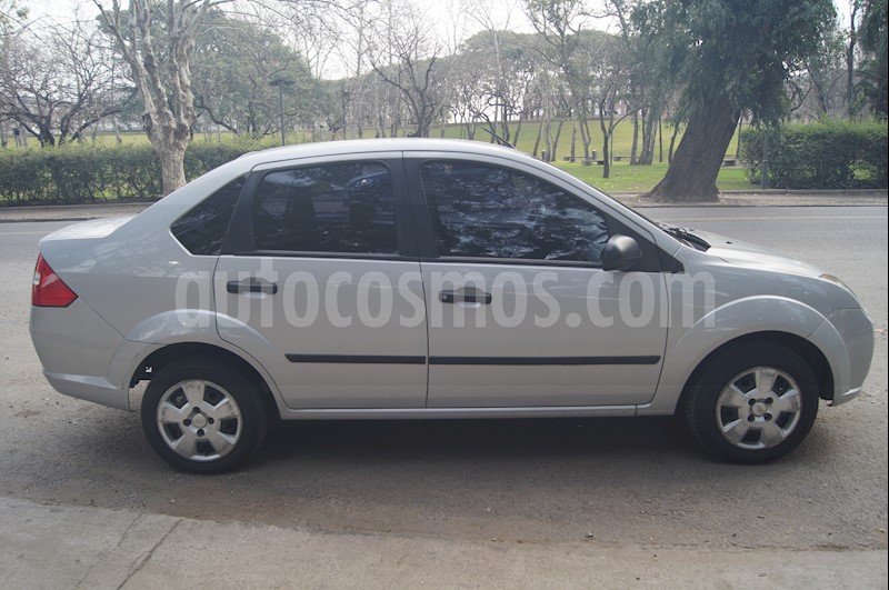 foto Ford Fiesta Max Ambiente Plus usado