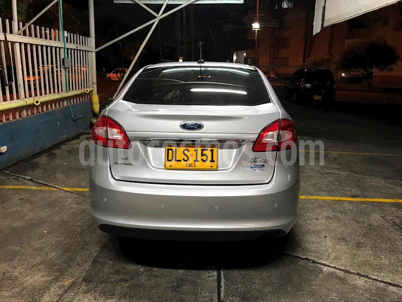 foto Ford Fiesta Sedan SE Aut usado