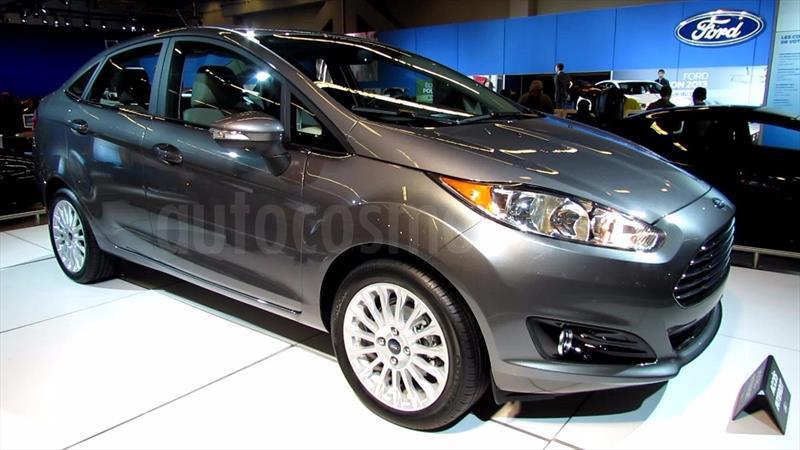 foto Ford Fiesta Sedan Titanium Aut usado