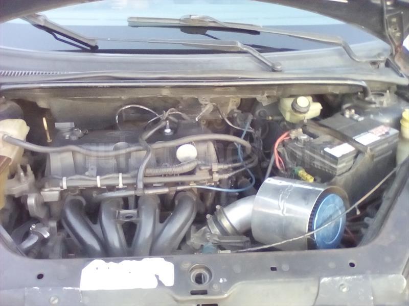 foto Ford Fiesta 1.6L usado