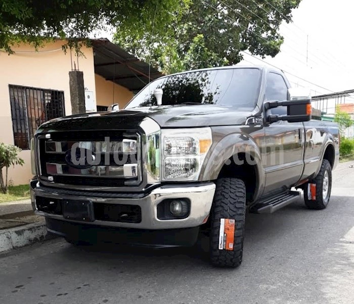 foto Ford Fiesta Move usado