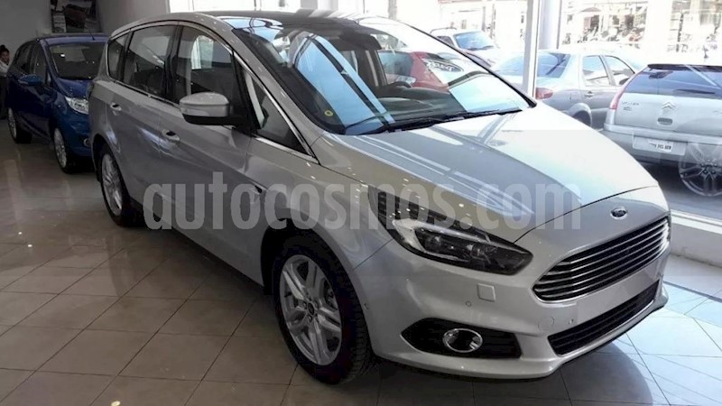 foto Ford S-Max Titanium Aut nuevo
