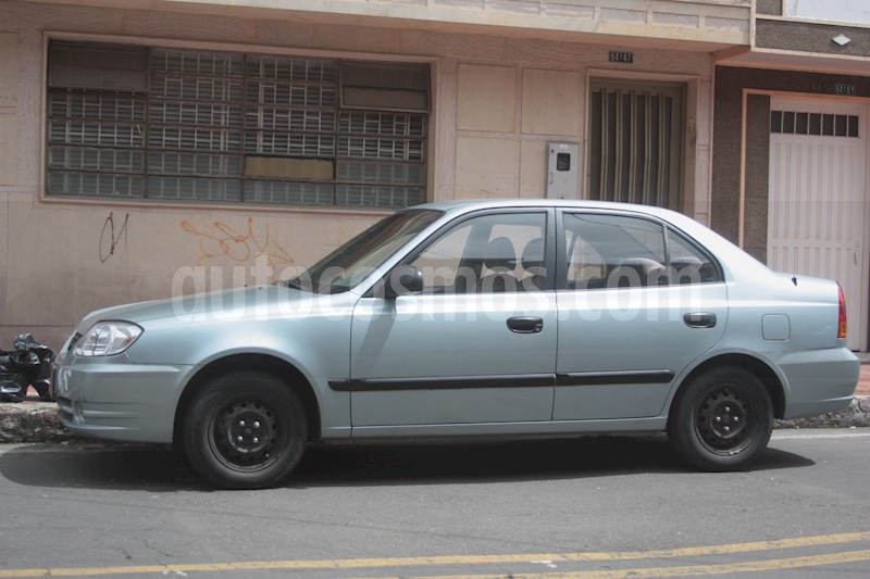 foto Hyundai Accent GYRO GLS usado