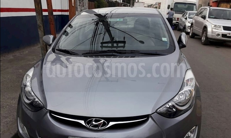 foto Hyundai Elantra 1.6 GLS usado
