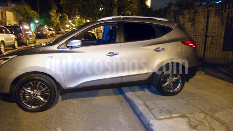 foto Hyundai Tucson GL 4x2 2.0 usado