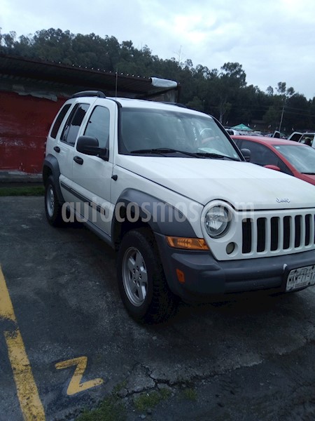 foto Jeep Liberty Sport 4X2 usado