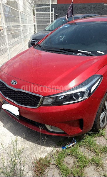 foto Kia Rio Hatchback LX Seminuevo