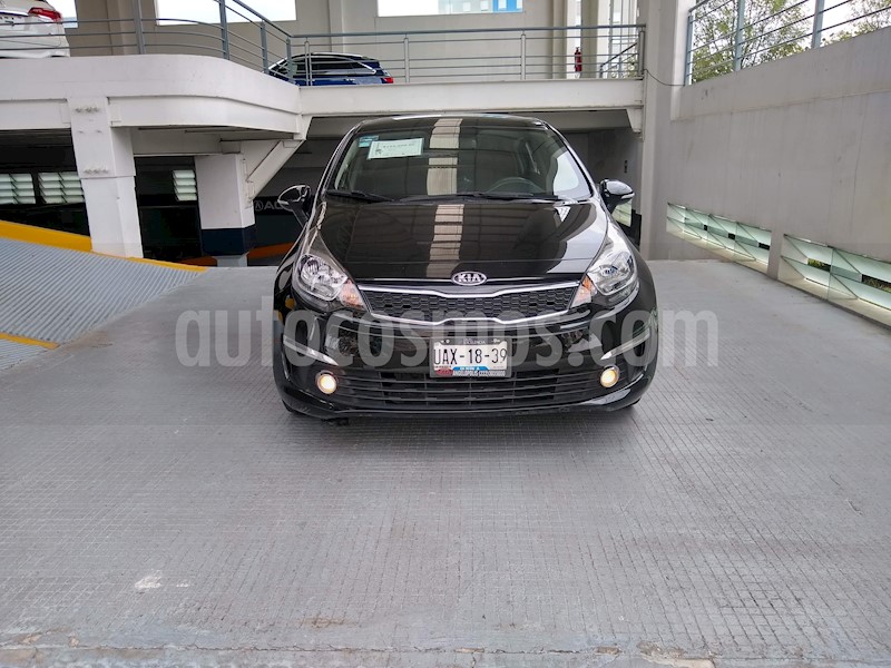 foto Kia Rio Sedan EX Seminuevo
