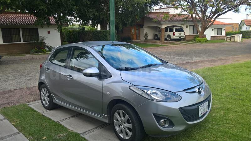 foto Mazda 2 Touring Aut Seminuevo