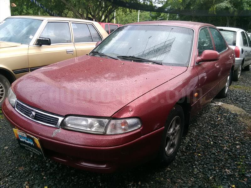 foto Mazda 626 nuevo milenio usado